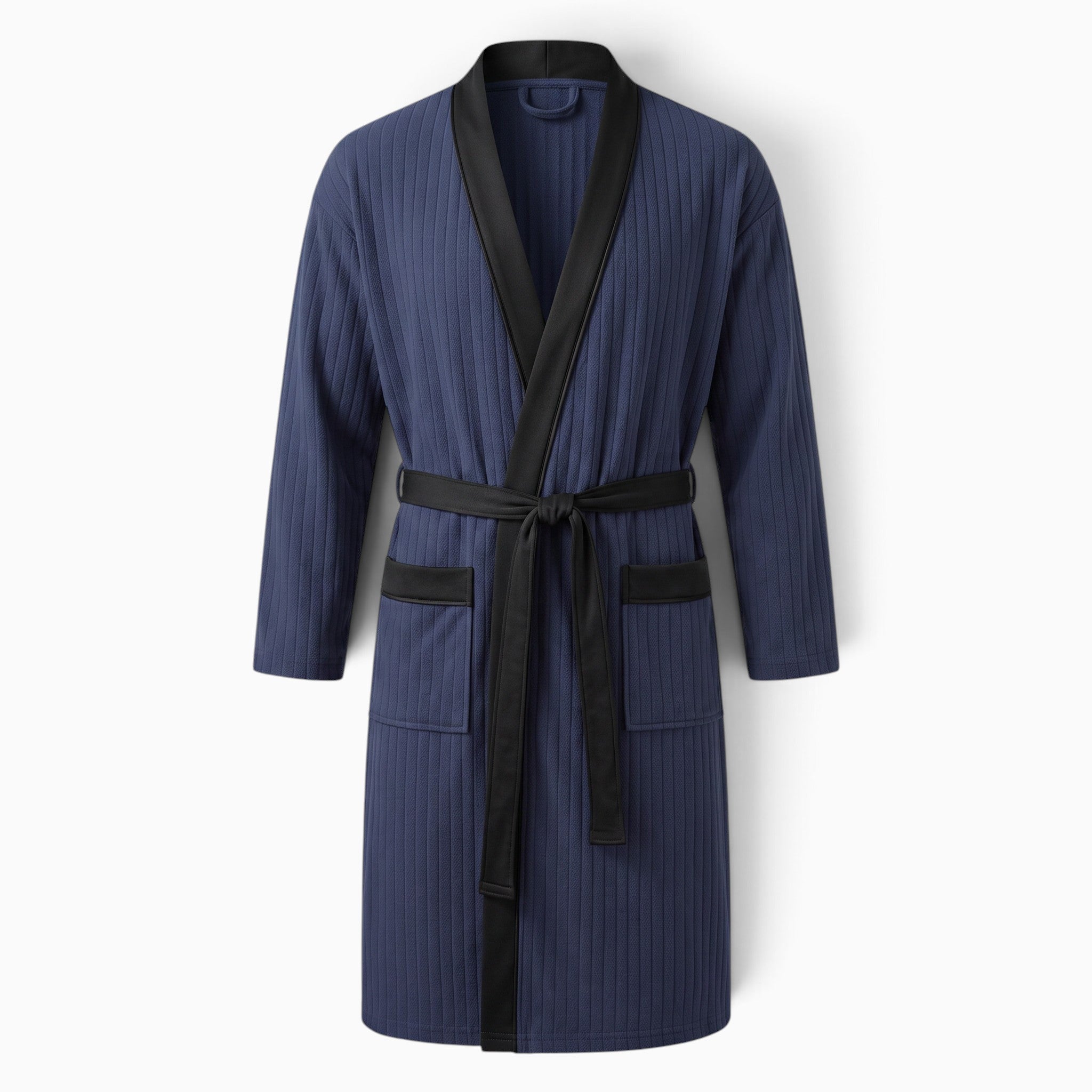 Peignoir homme polaire UnPeignoir bleu marine avec col châle noir contrastant et ceinture nouée